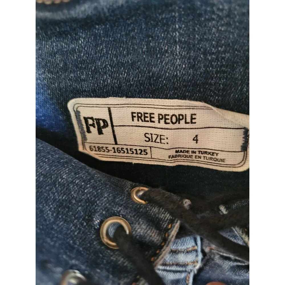Free People  Women's High waisted Denim Mini Skirt Size 4